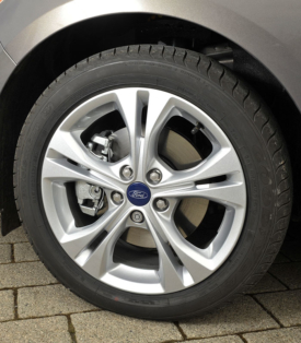 Ford Mondeo Estate Titanium X Business Edition alloy wheel